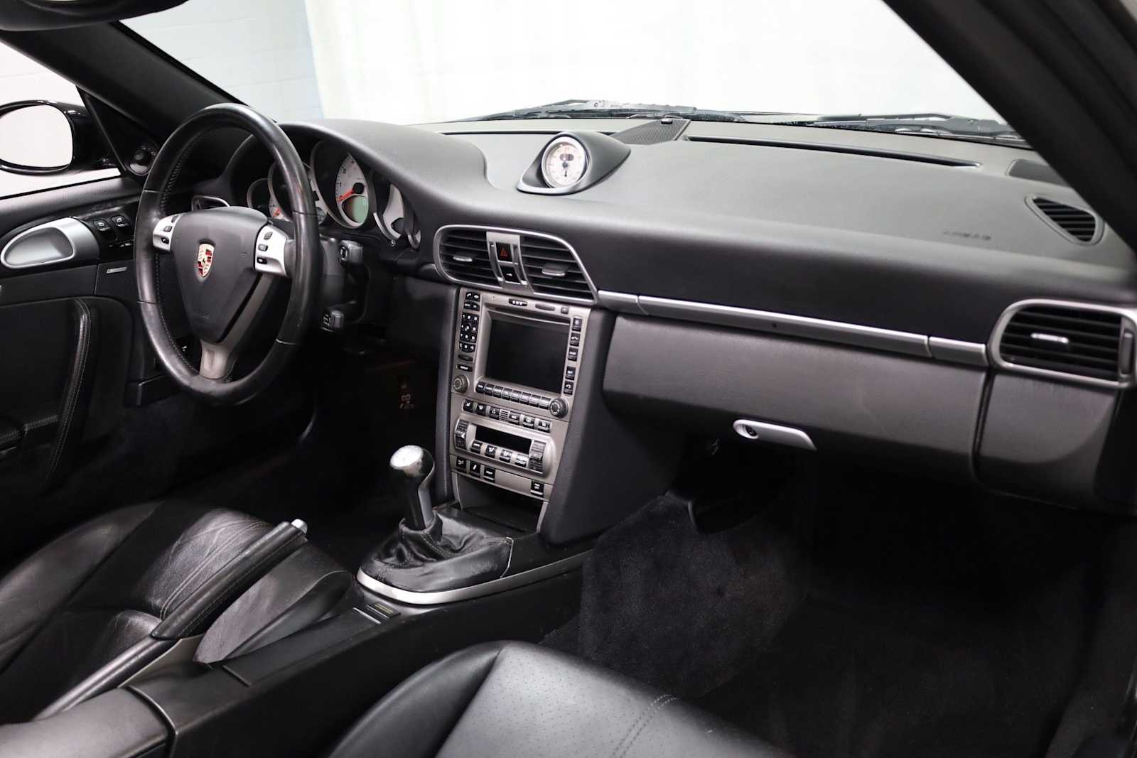 Thumbnail: 2007 Porsche 911 - 6