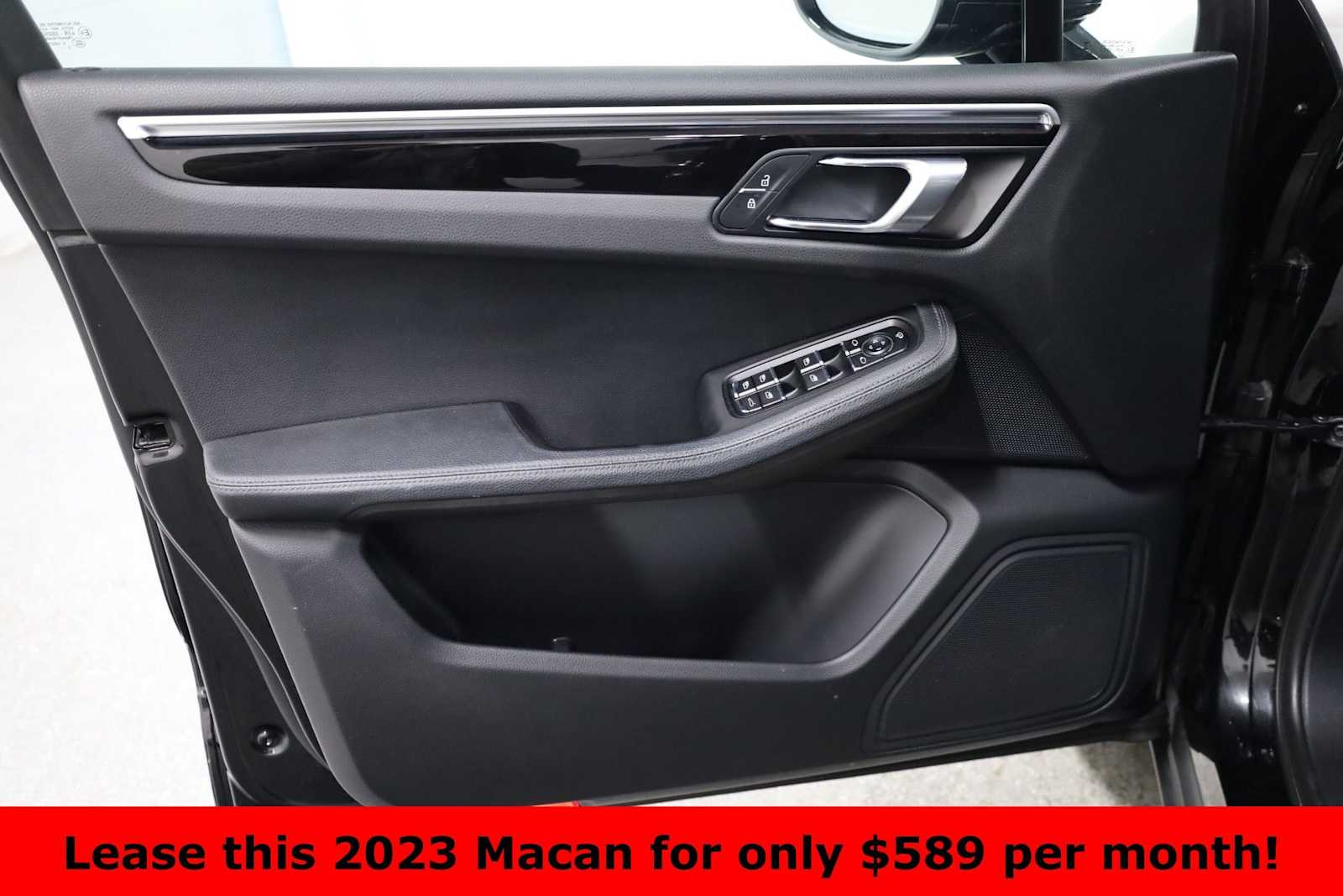 Thumbnail: 2023 Porsche Macan - 16