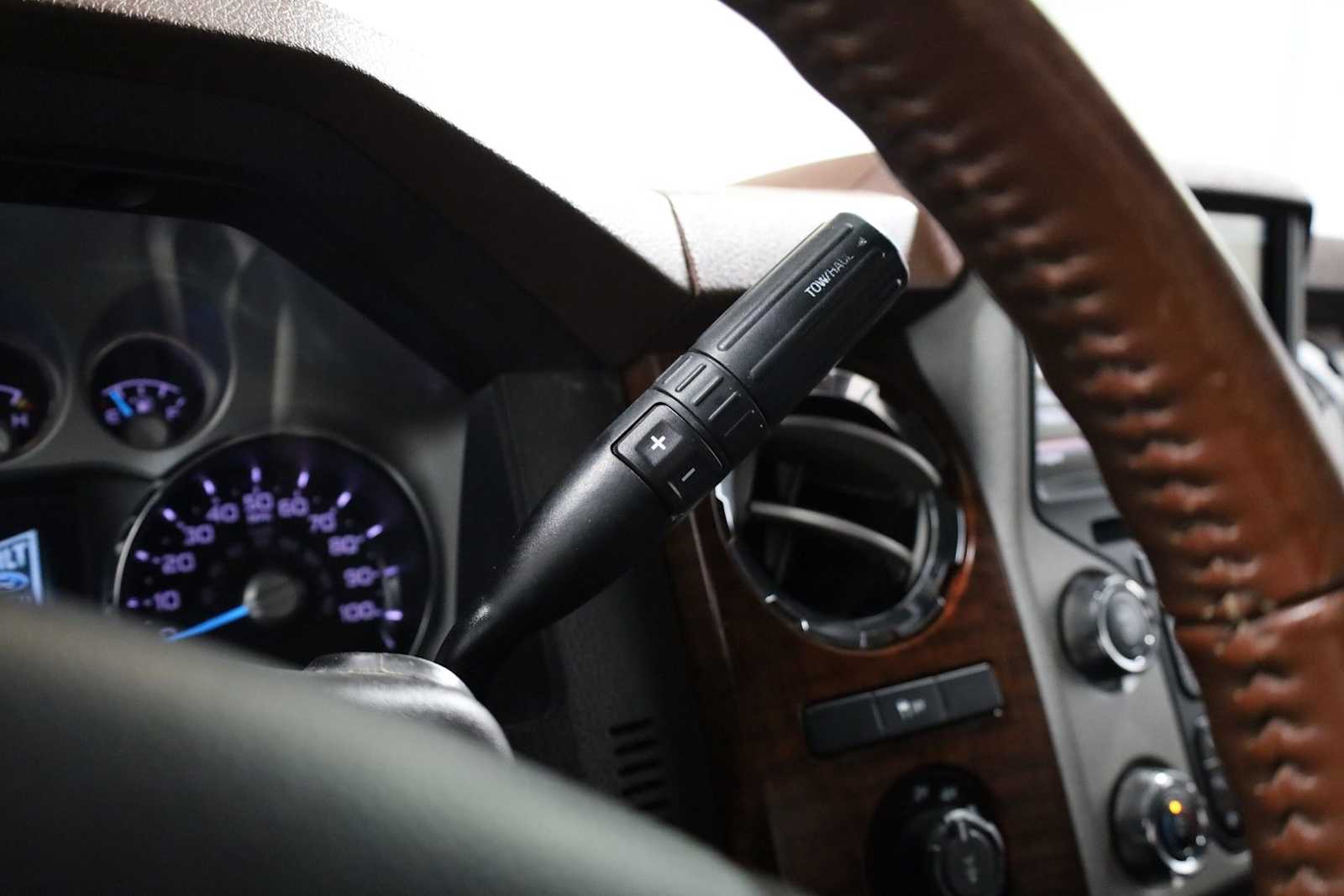 Thumbnail: 2014 Ford F-250 - 26