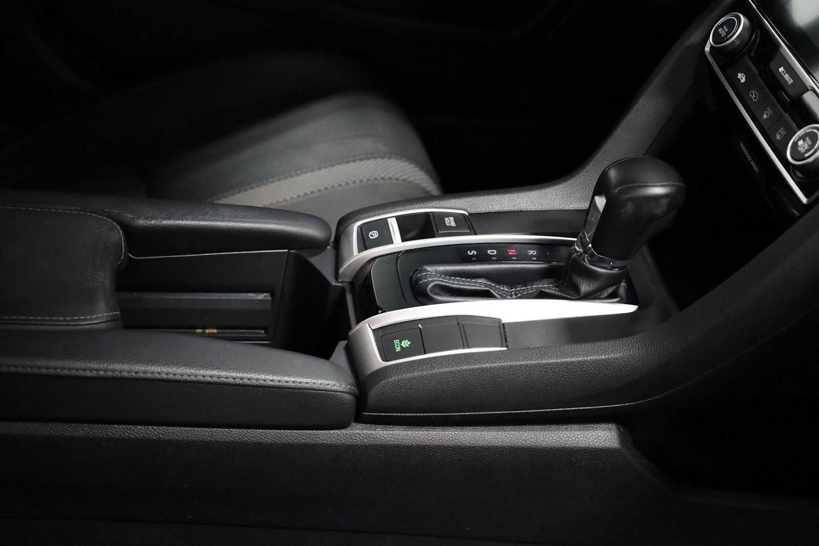 Thumbnail: 2019 Honda Civic - 19