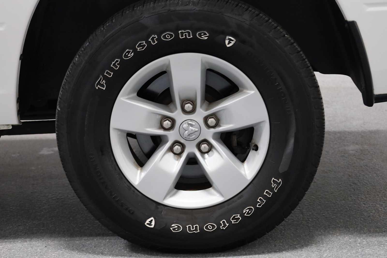 Thumbnail: 2019 RAM 1500 Classic - 31