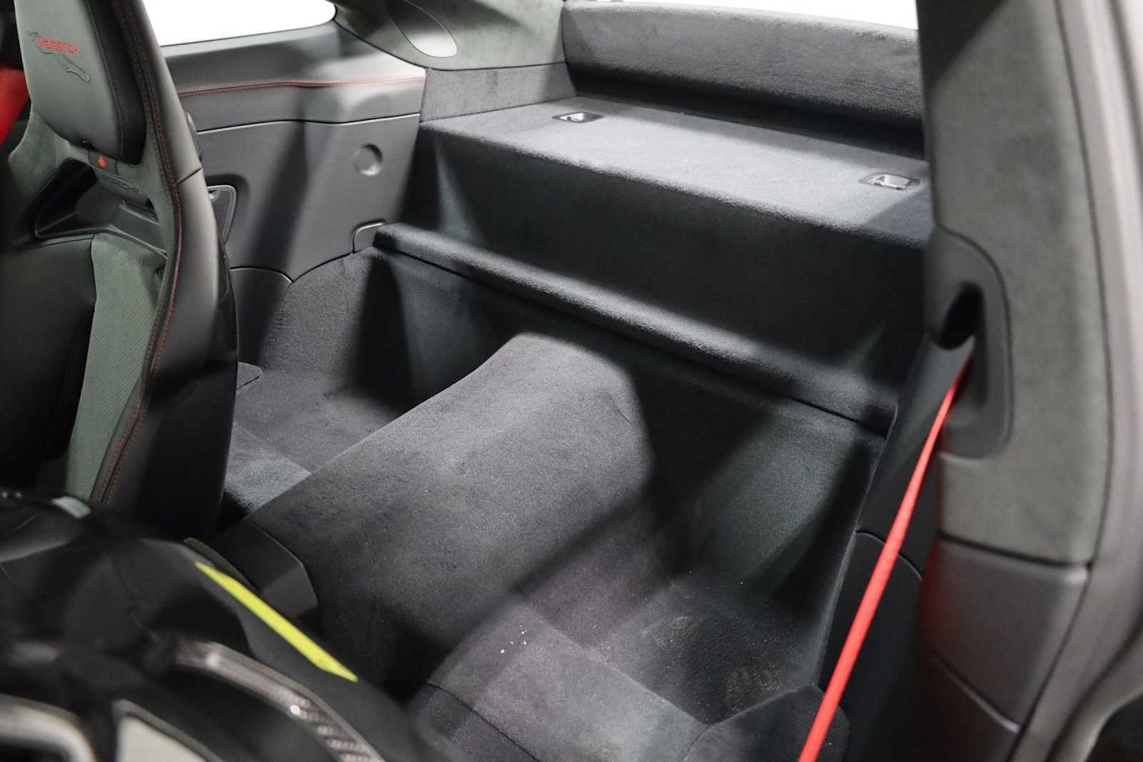 Thumbnail: 2026 Porsche 911 - 34