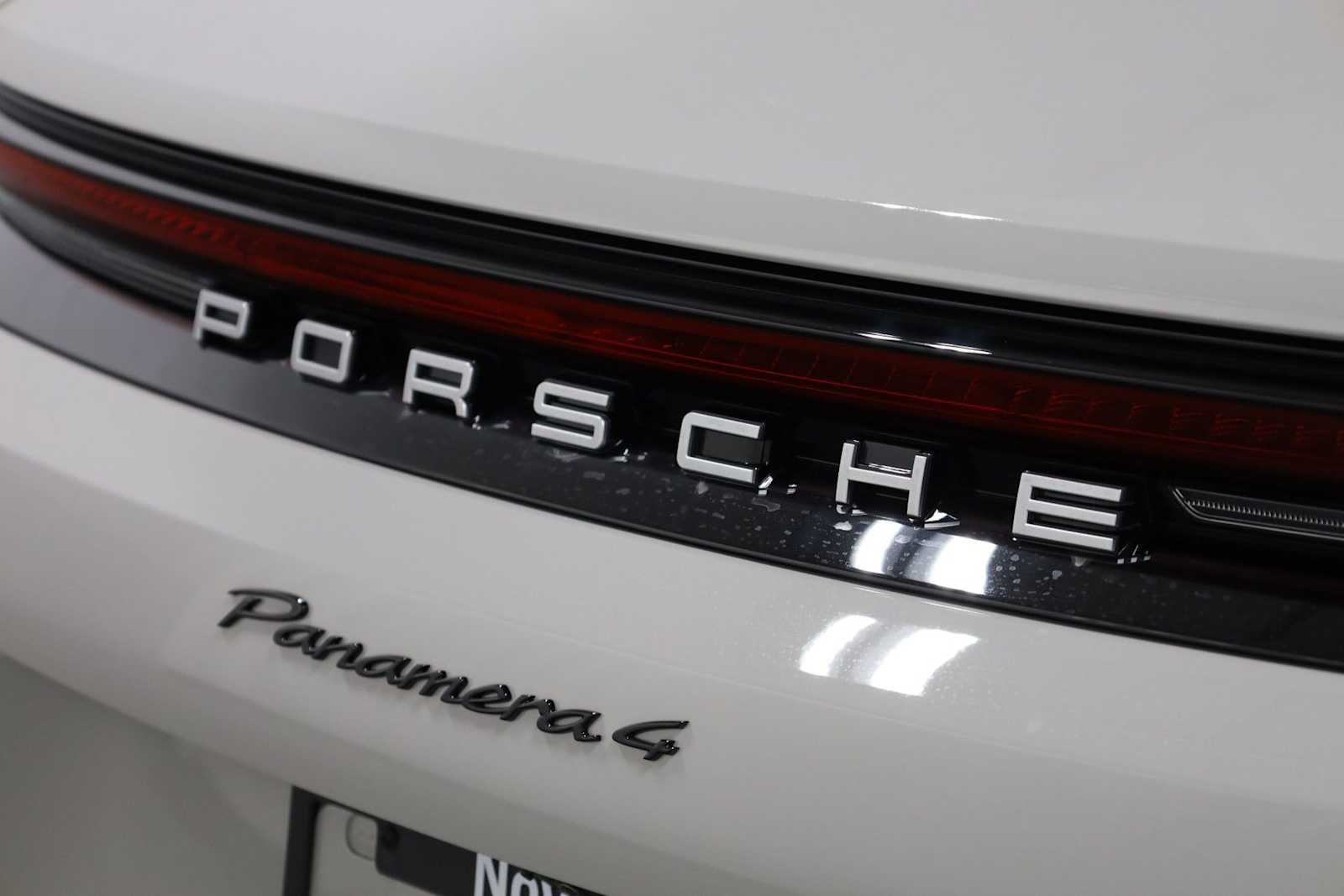 Thumbnail: 2026 Porsche Panamera - 9