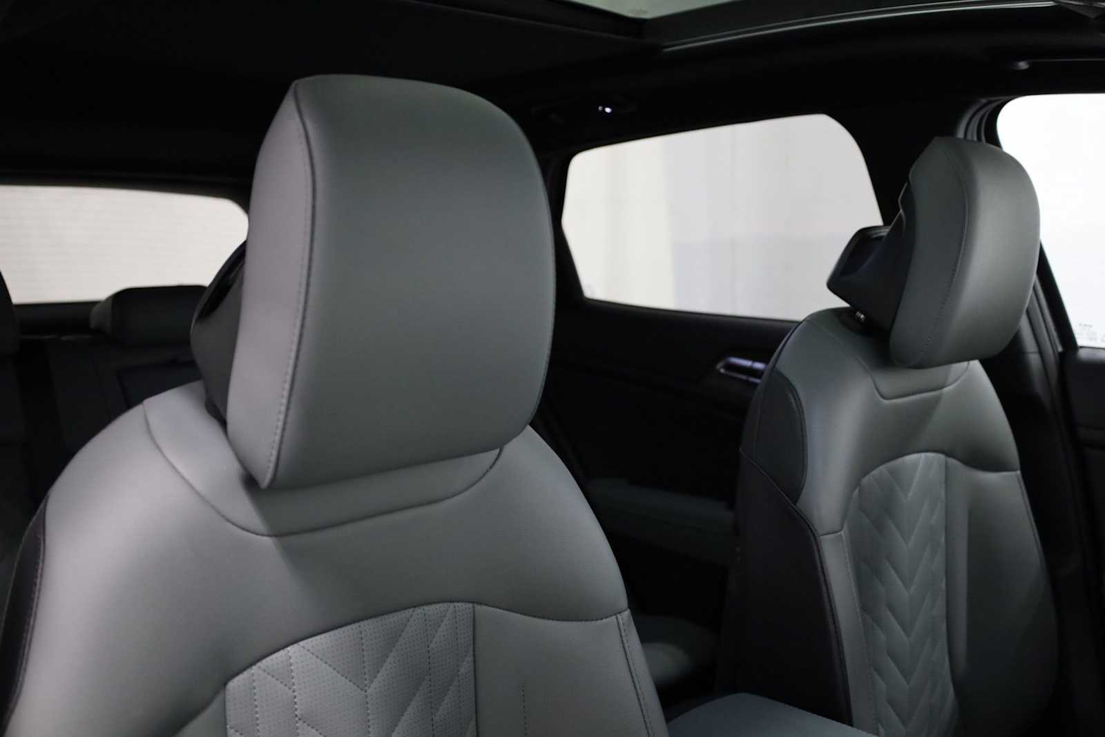 Thumbnail: 2023 Kia Sportage - 20