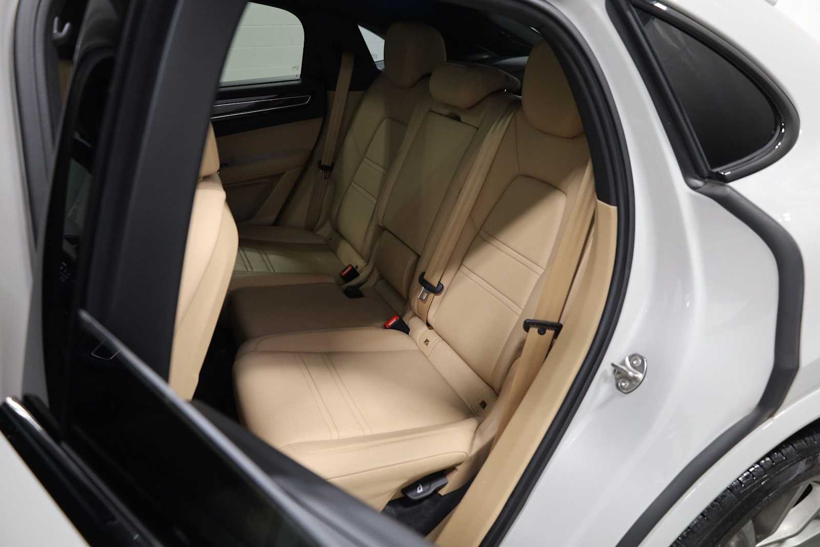 Thumbnail: 2023 Porsche  - 35