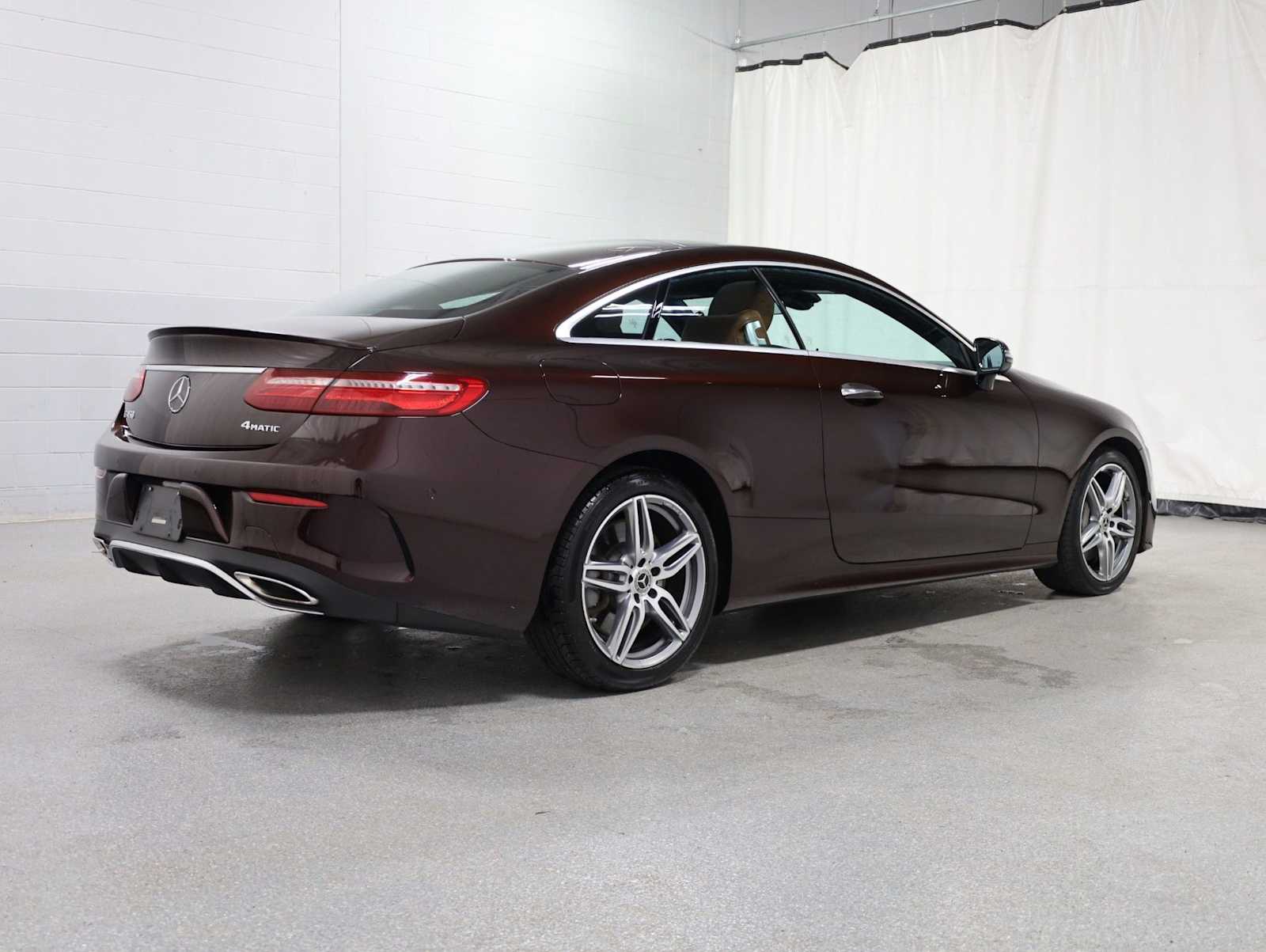 Thumbnail: 2020 Mercedes-Benz E-Class - 10