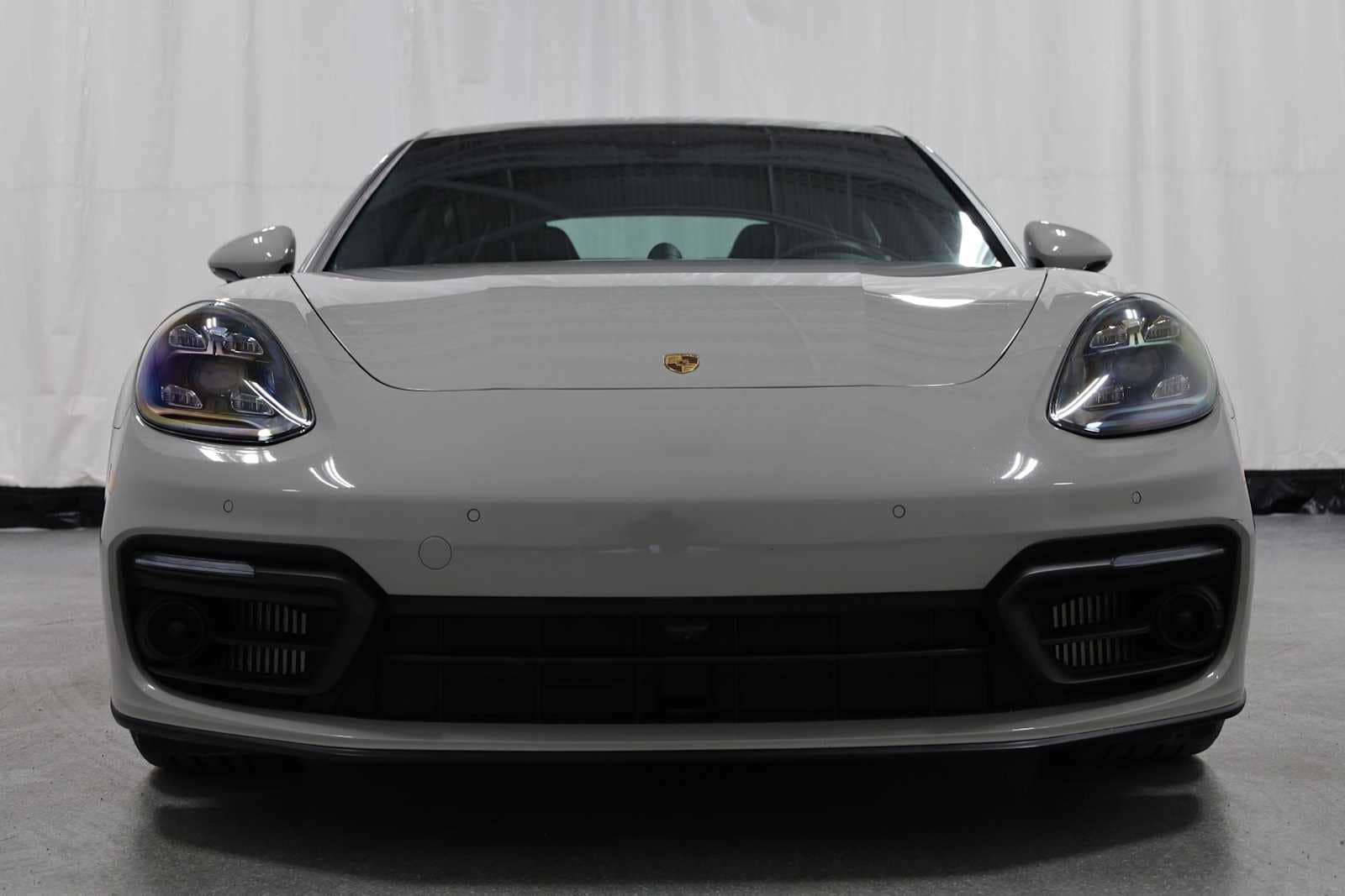 2023 Porsche Panamera 4 7