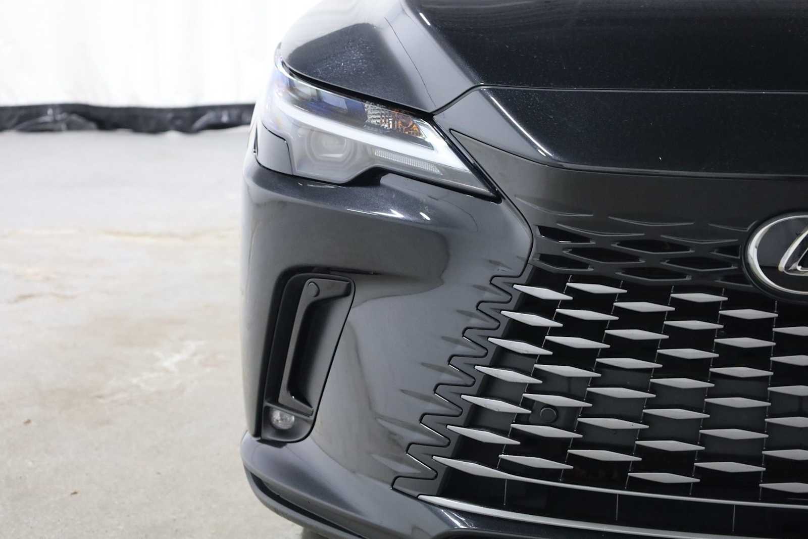 Thumbnail: 2023 Lexus RX - 15