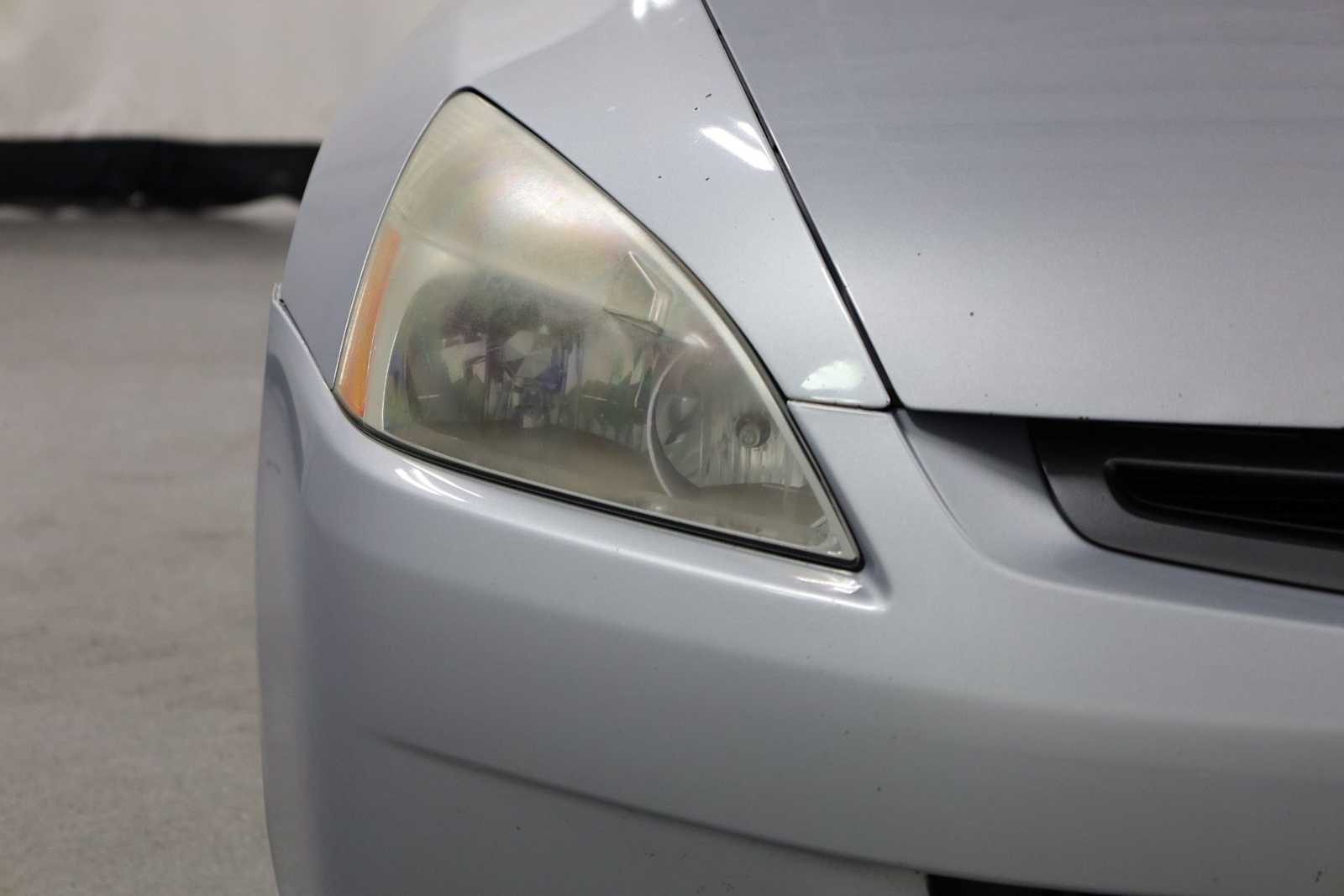 Thumbnail: 2005 Honda Accord - 15