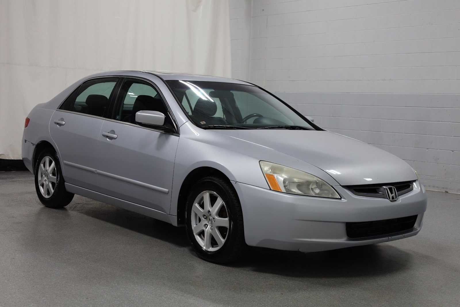 Thumbnail: 2005 Honda Accord - 13