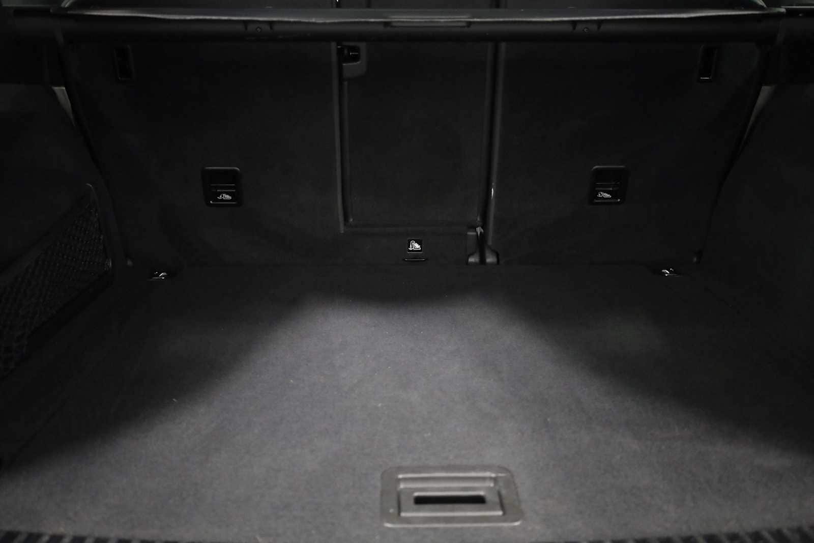 Thumbnail: 2017 Porsche Cayenne - 41