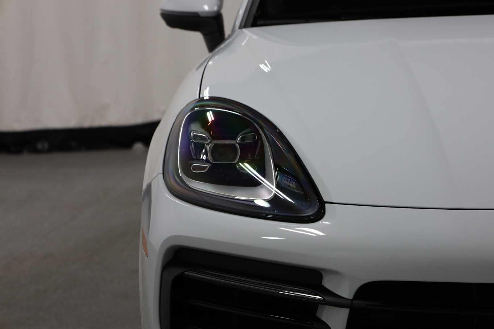 Thumbnail: 2023 Porsche  - 15