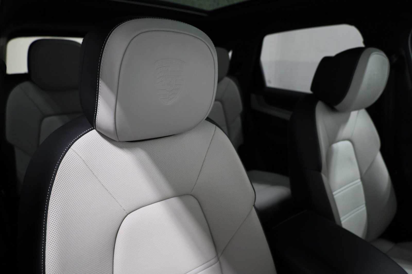 Thumbnail: 2025 Porsche Cayenne - 21