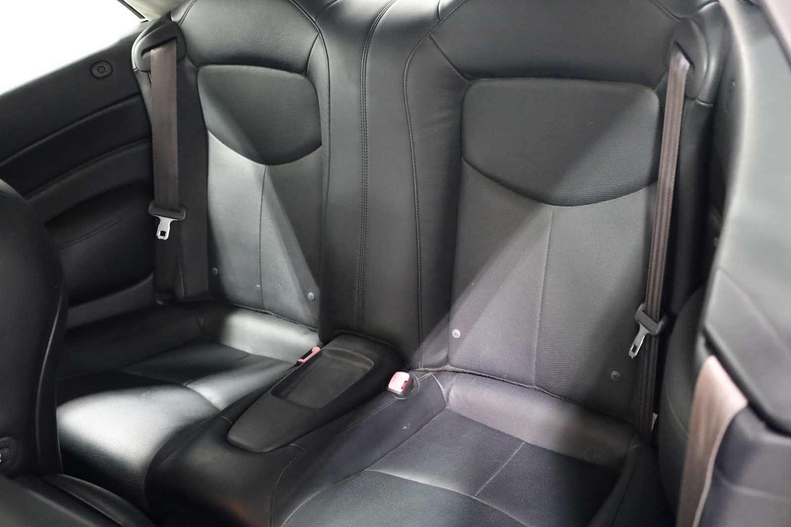 Thumbnail: 2013 INFINITI G37 - 32
