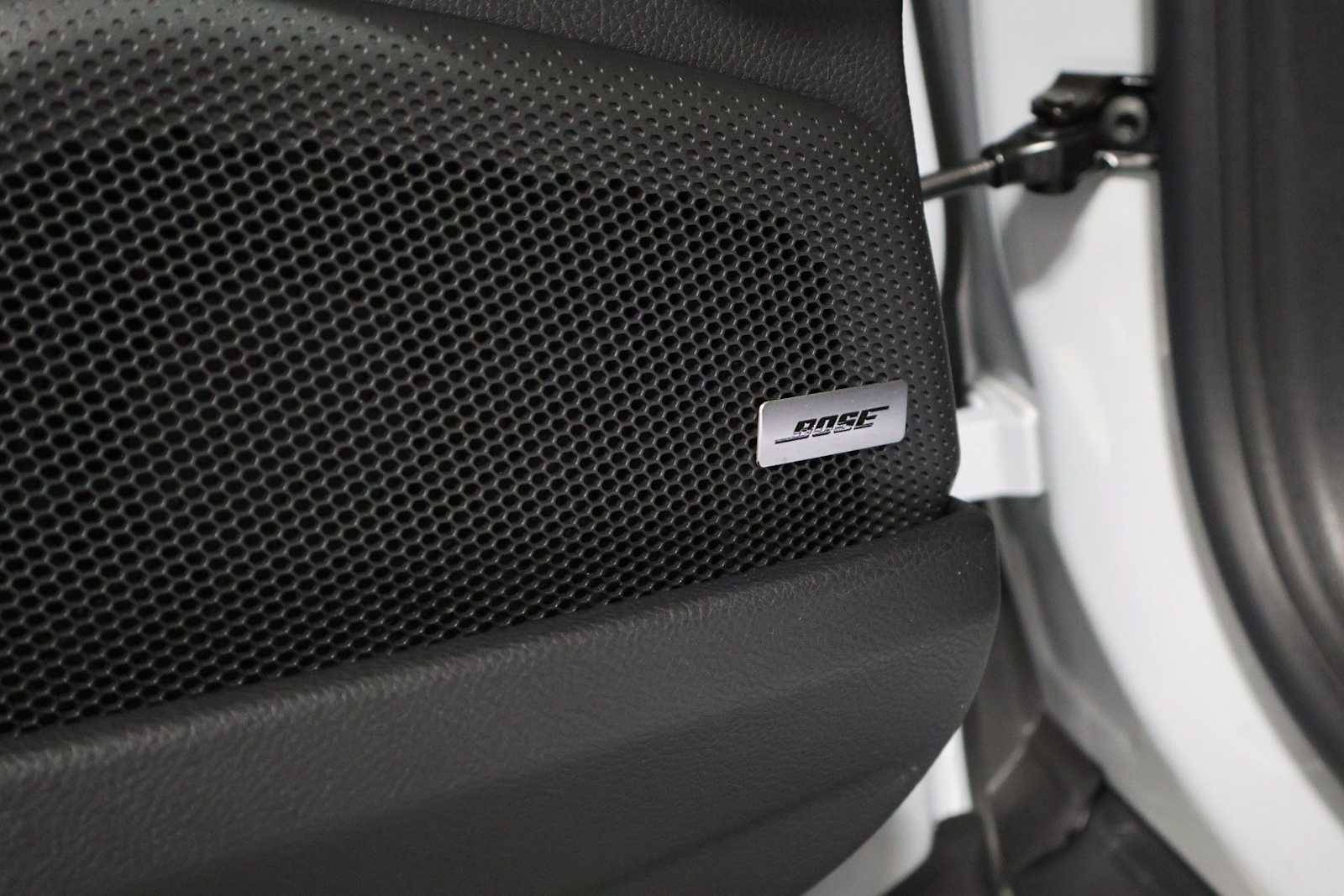 Thumbnail: 2025 Porsche Panamera - 17