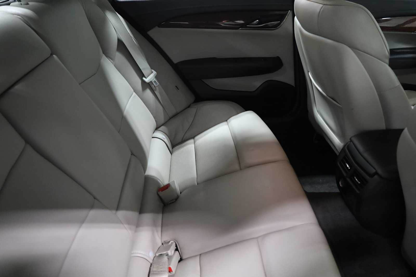 Thumbnail: 2015 Cadillac ATS - 31