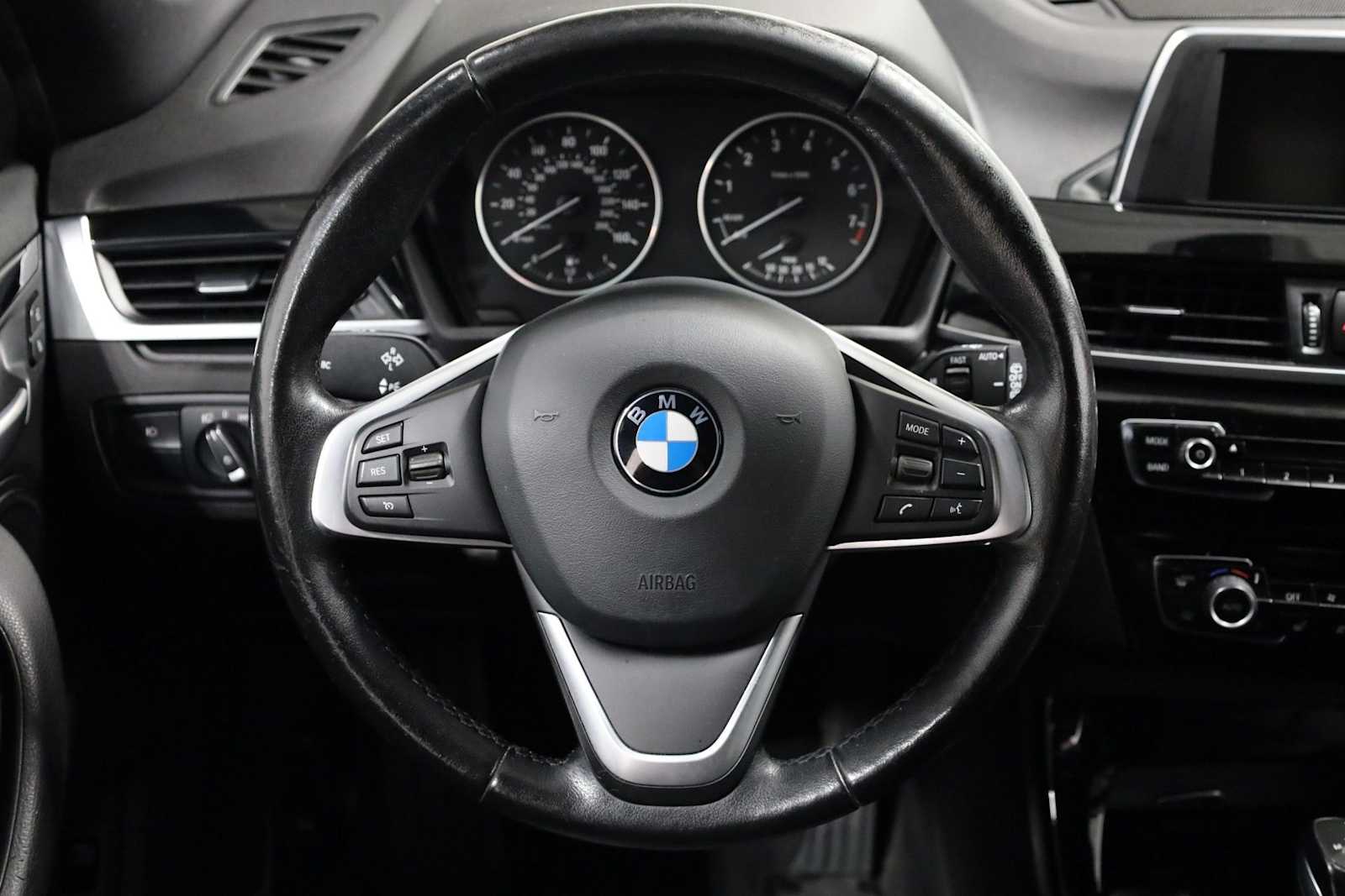Thumbnail: 2016 BMW X1 - 22