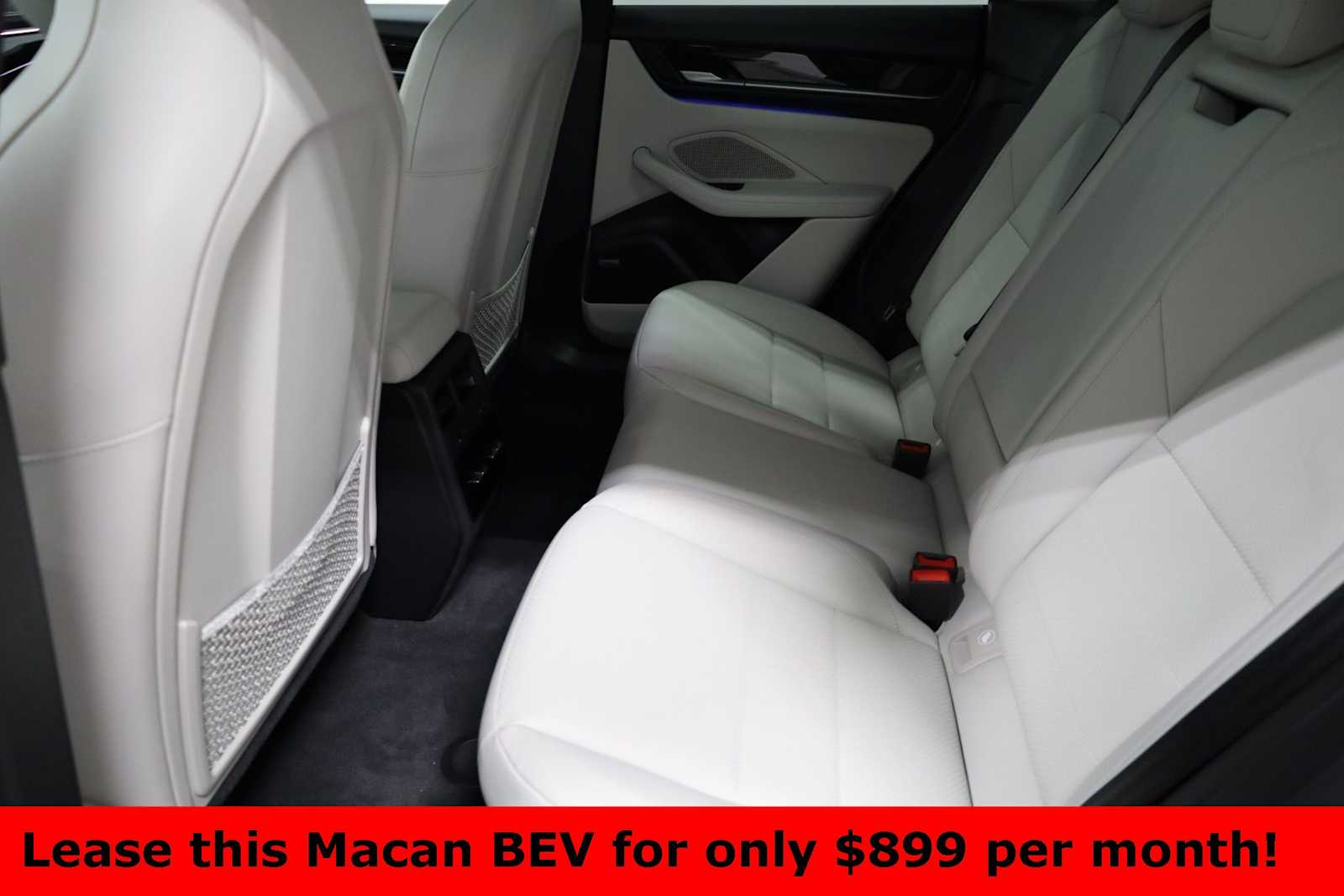 Thumbnail: 2025 Porsche Macan - 37