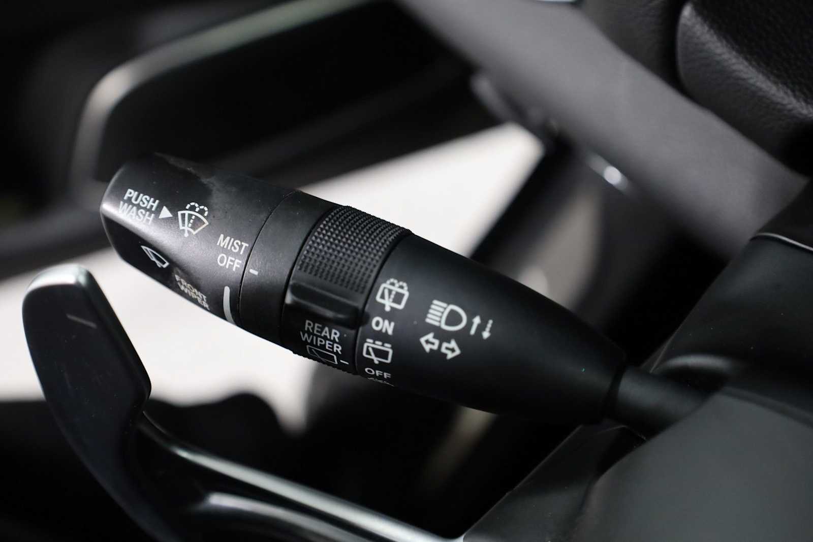 Thumbnail: 2017 Maserati Levante - 30