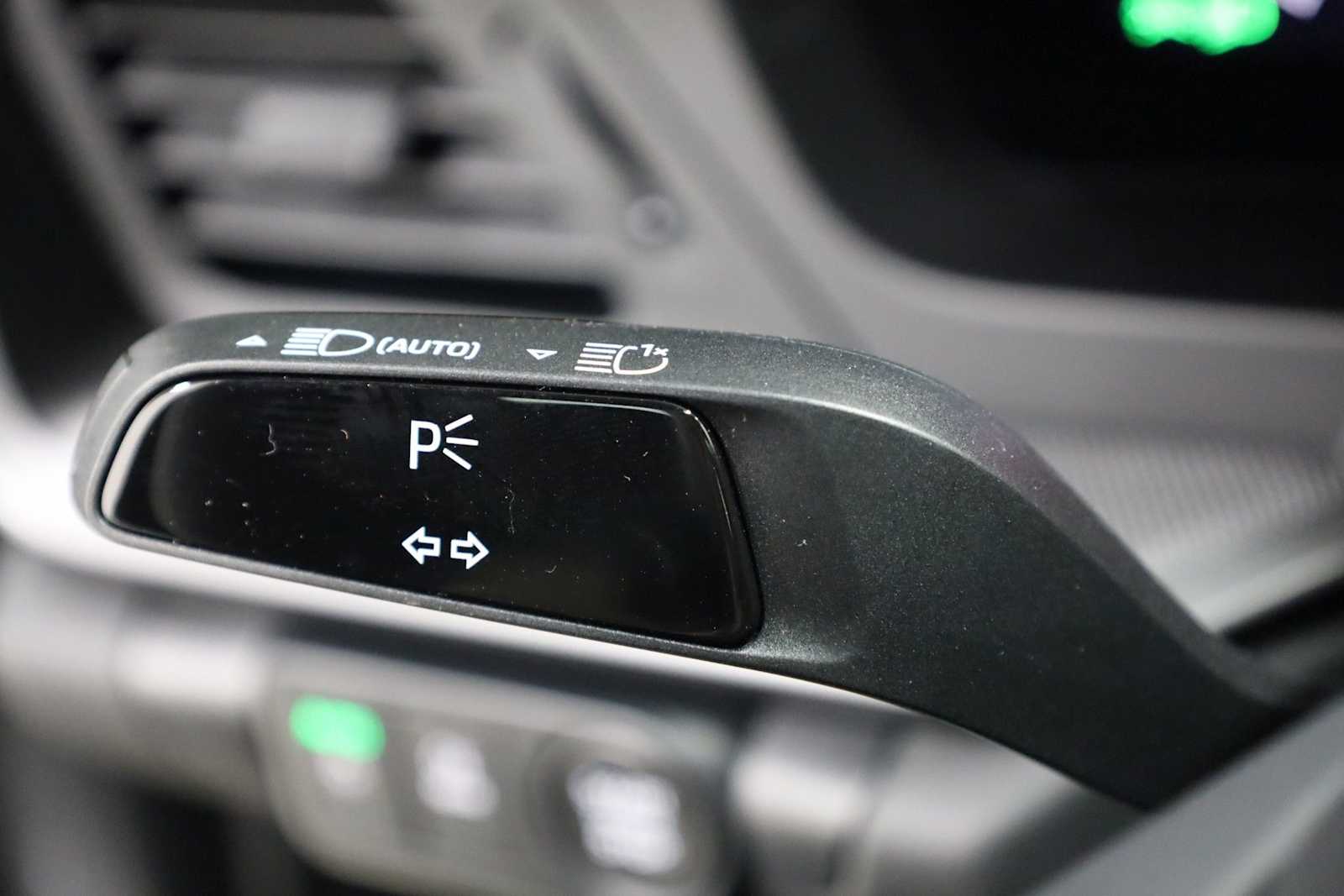 Thumbnail: 2026 Porsche 911 - 30