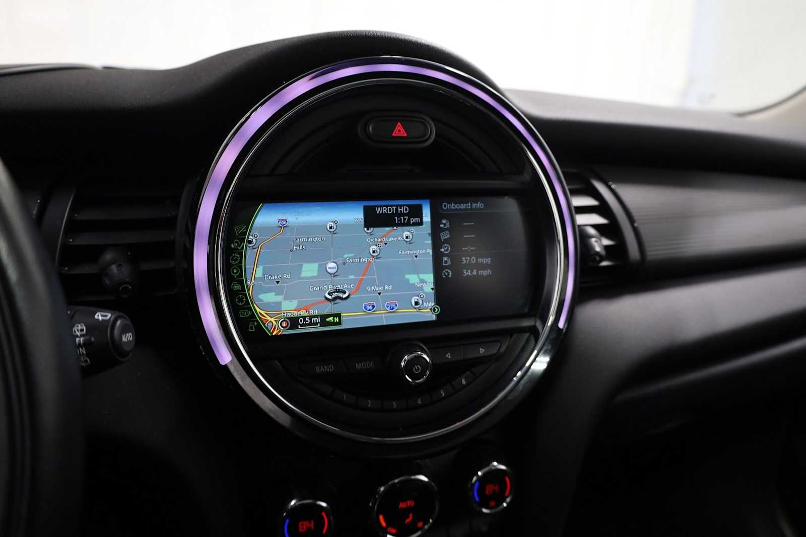 Thumbnail: 2016 MINI Cooper Hardtop - 31