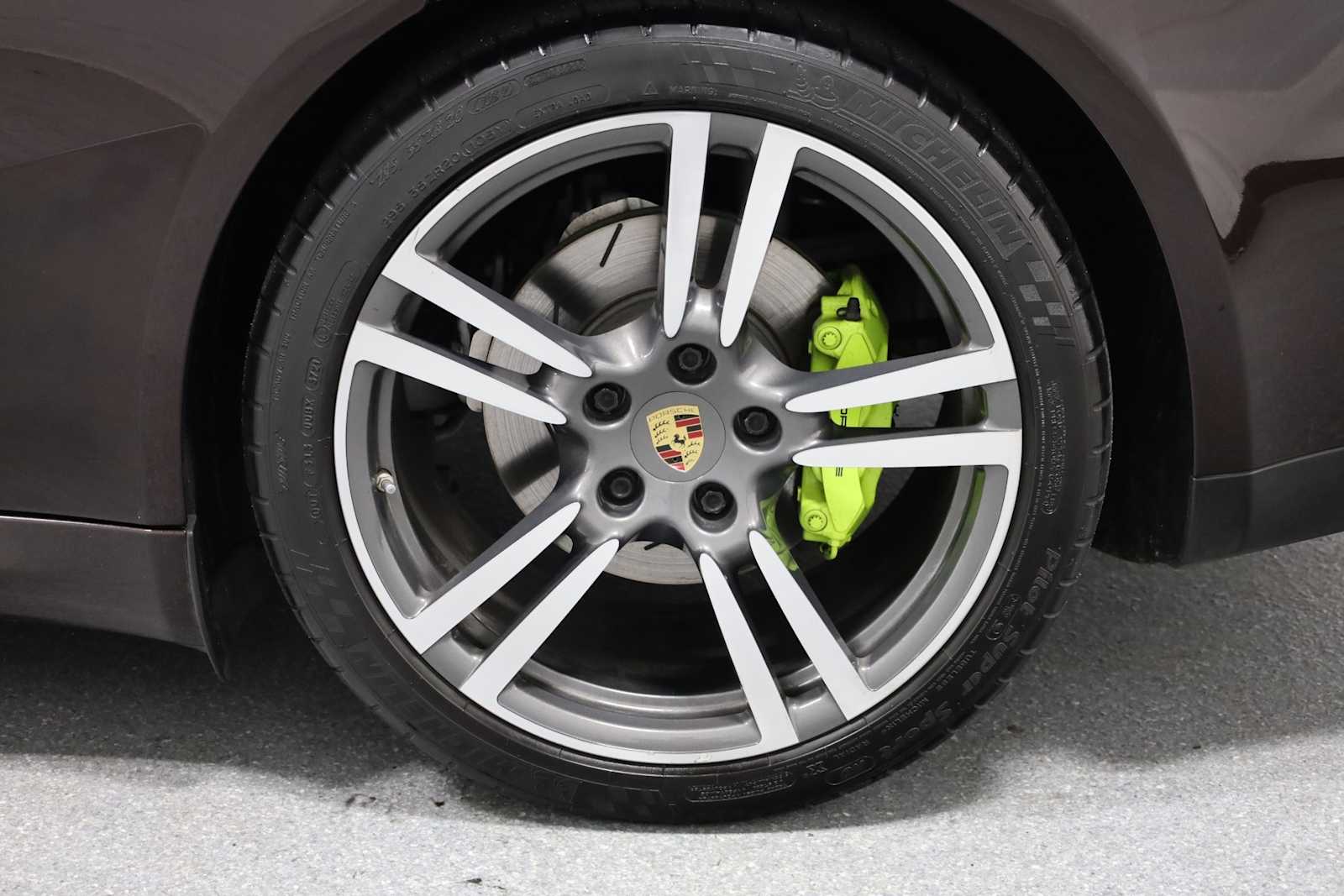 Thumbnail: 2014 Porsche Panamera - 37