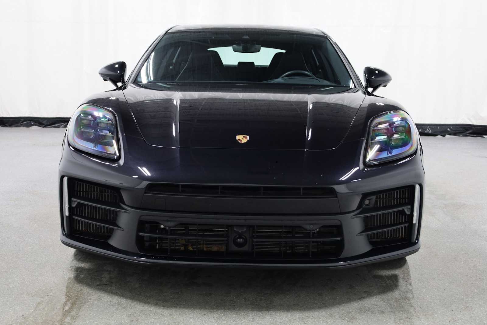 Thumbnail: 2025 Porsche Panamera - 14