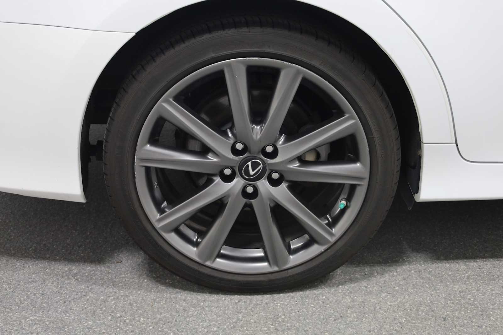 Thumbnail: 2015 Lexus GS - 34