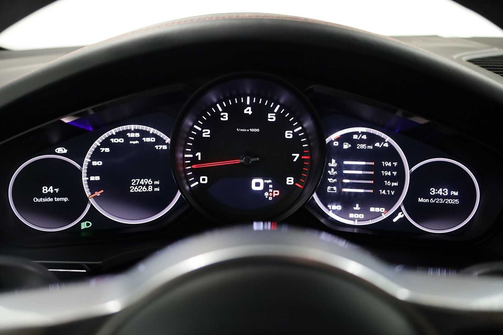 Thumbnail: 2022 Porsche Cayenne - 24