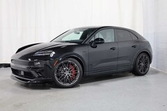 2025 Porsche Macan Electric Turbo SUV