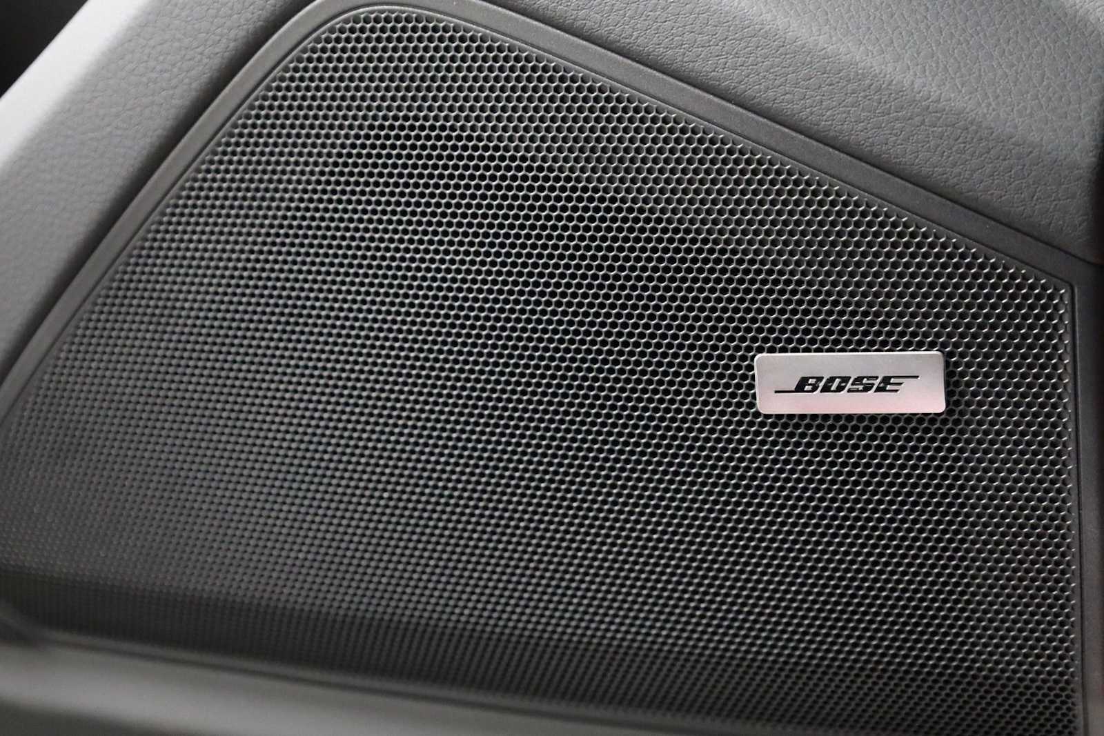 Thumbnail: 2025 Porsche  - 17