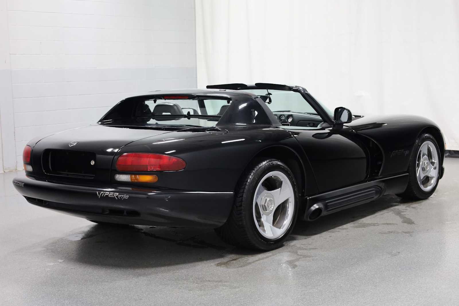 Thumbnail: 1994 Dodge Viper - 9