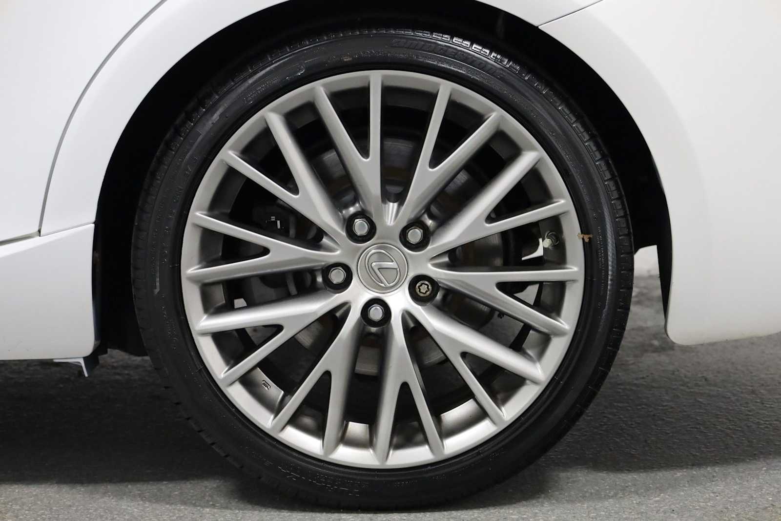 Thumbnail: 2016 Lexus IS - 36