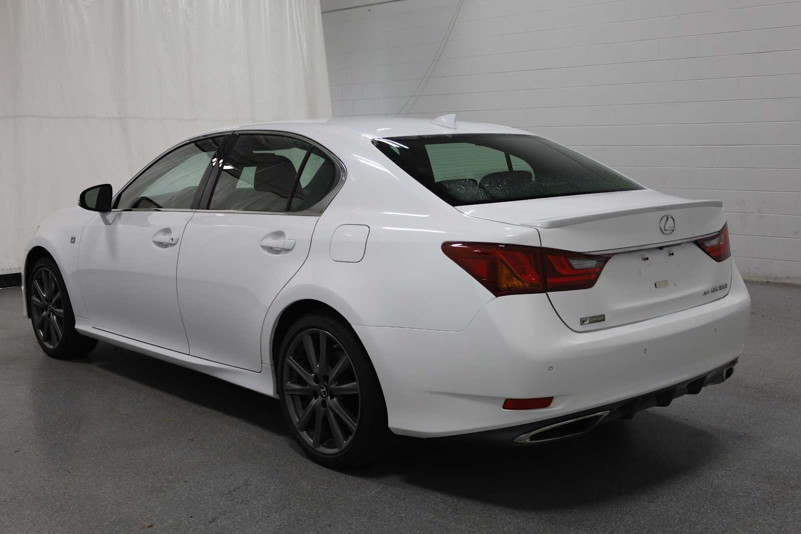 Thumbnail: 2015 Lexus GS - 3