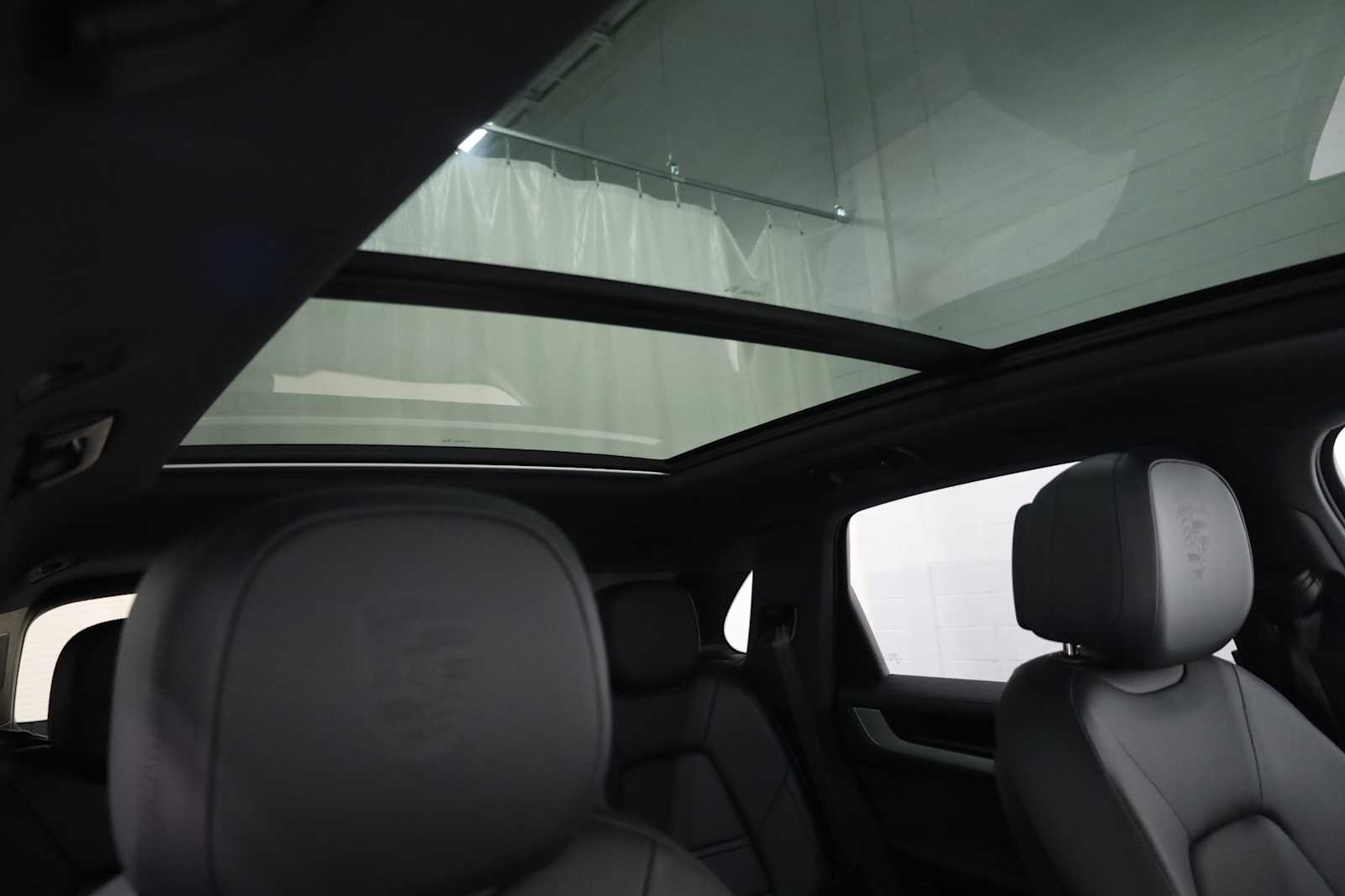 Thumbnail: 2025 Porsche Cayenne - 20