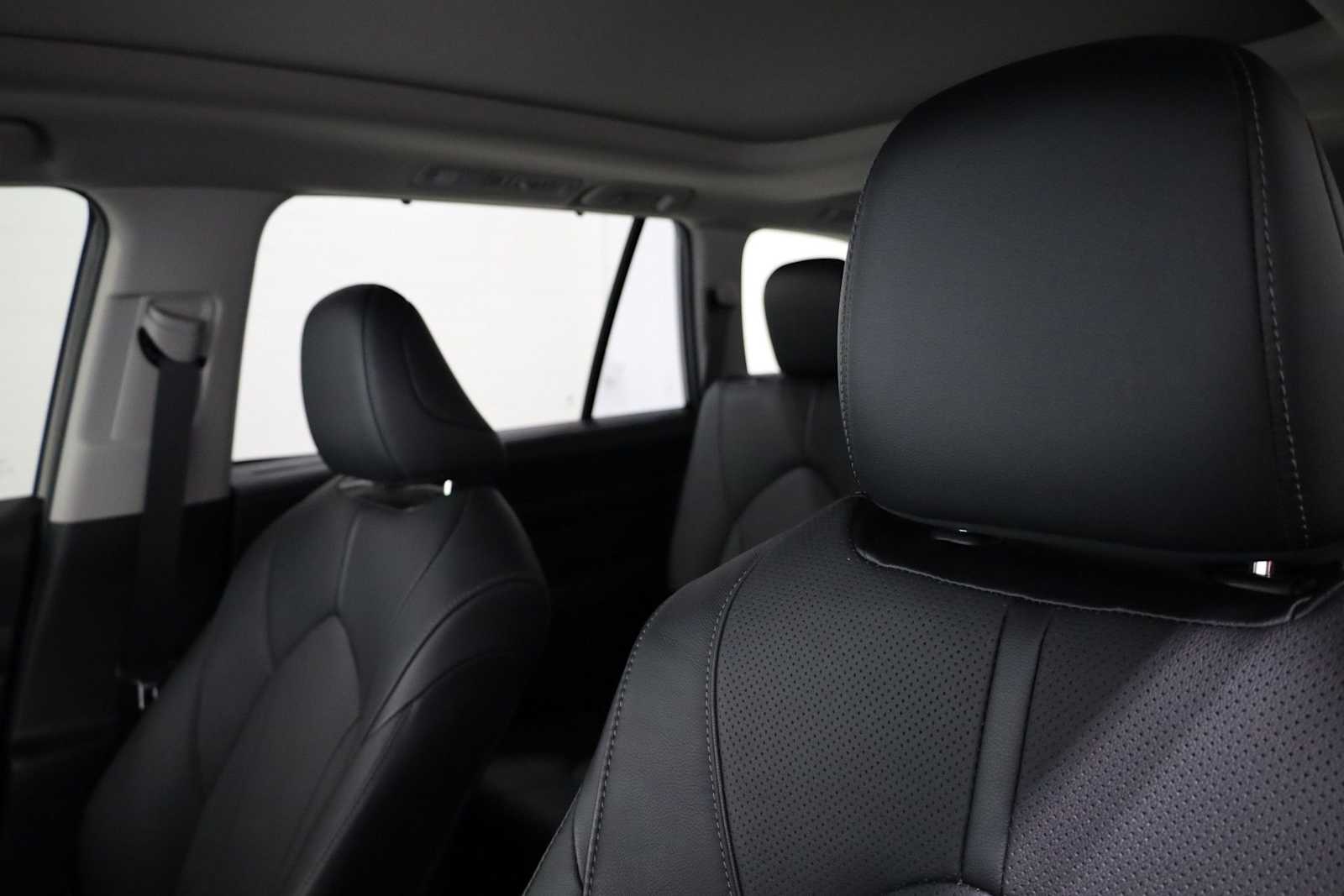 Thumbnail: 2024 Toyota Grand Highlander - 17