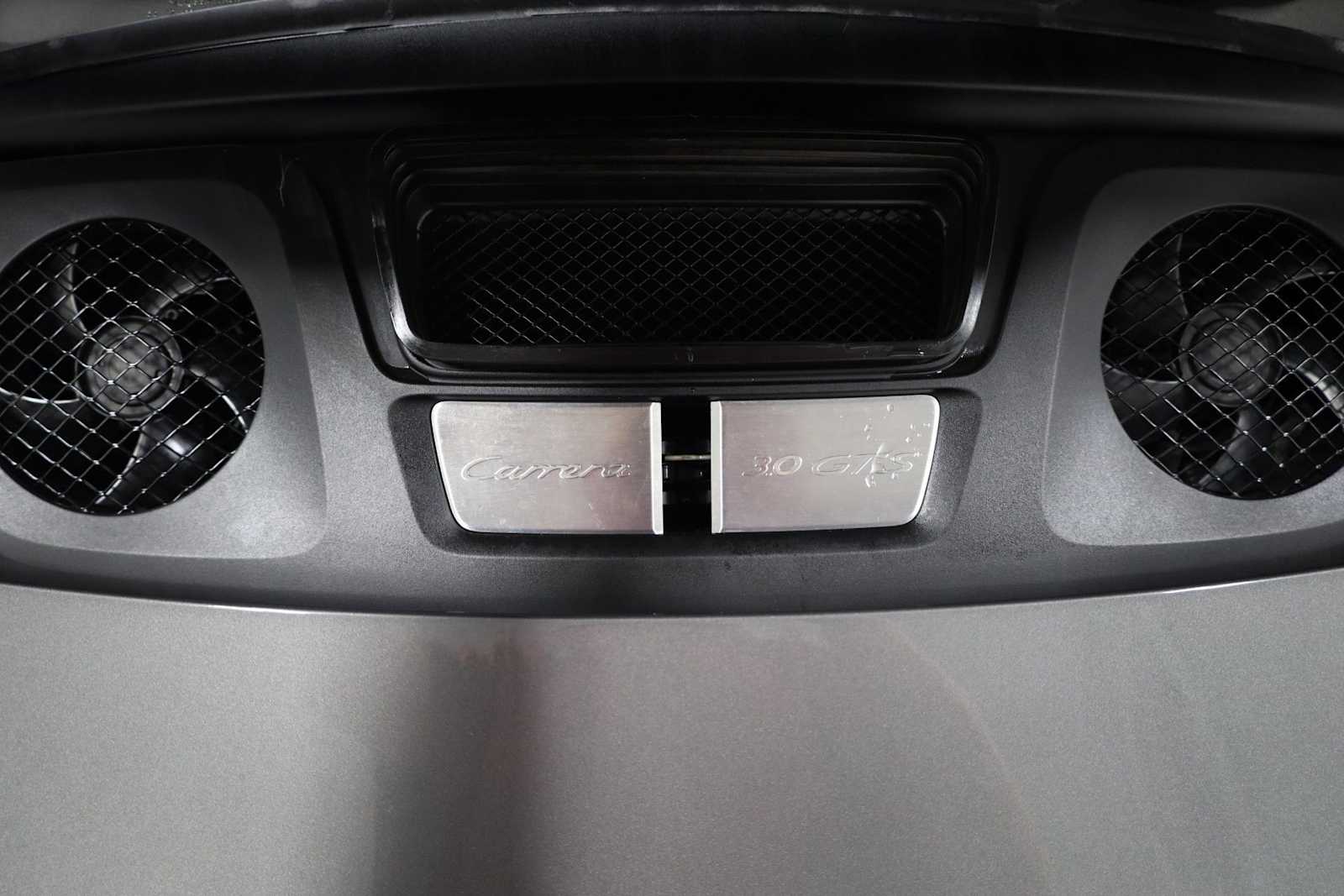 Thumbnail: 2019 Porsche 911 - 37