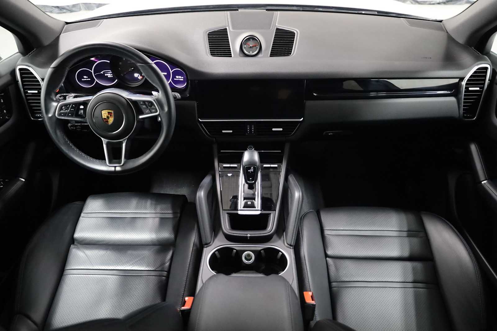 2022 Porsche Cayenne  26