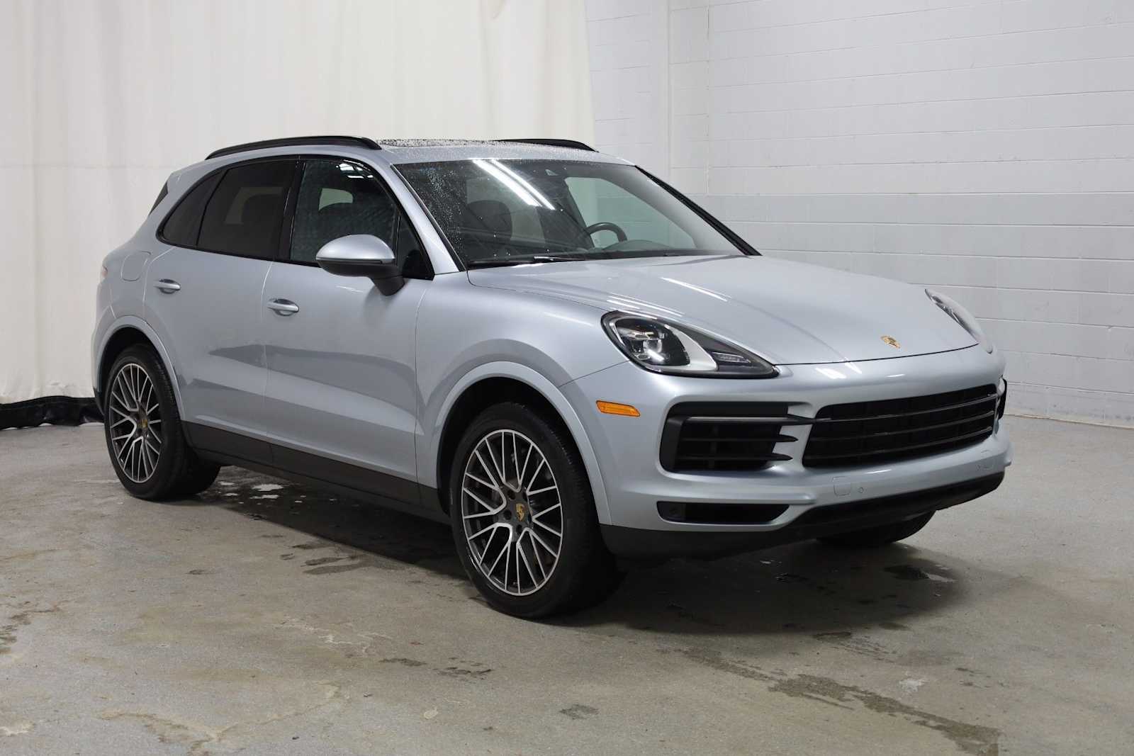 Thumbnail: 2021 Porsche Cayenne - 13