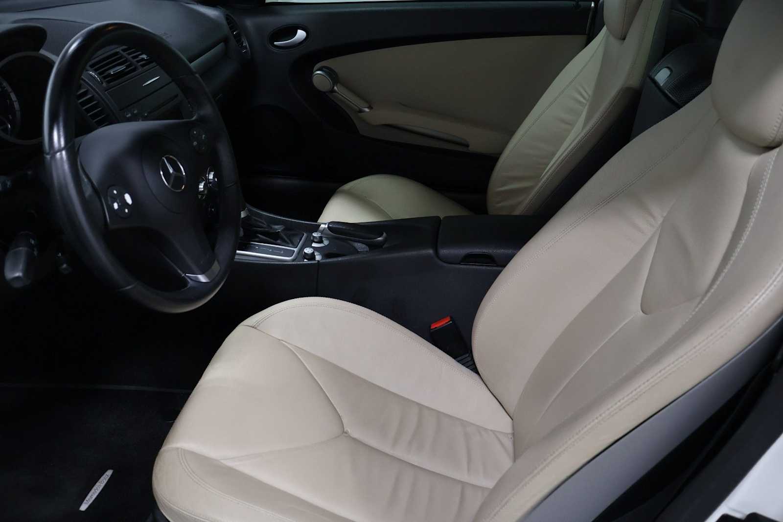 Thumbnail: 2009 Mercedes-Benz SLK - 5