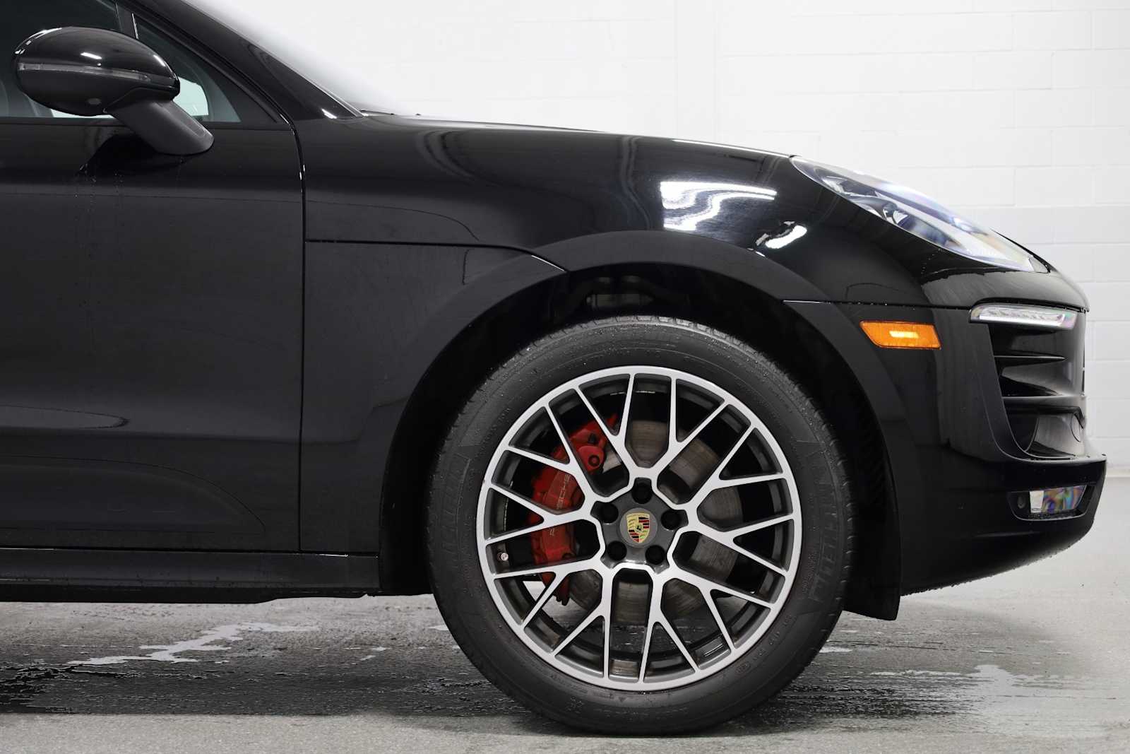 Thumbnail: 2017 Porsche Macan - 10