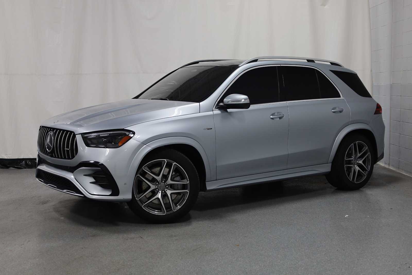 Thumbnail: 2025 Mercedes-Benz GLE - 1