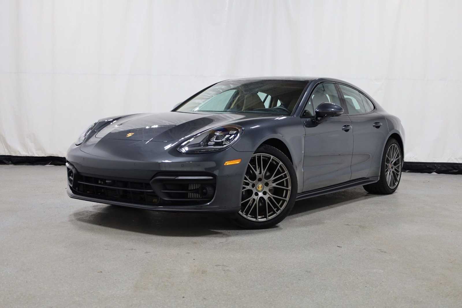 2023 Porsche Panamera Hatchback 