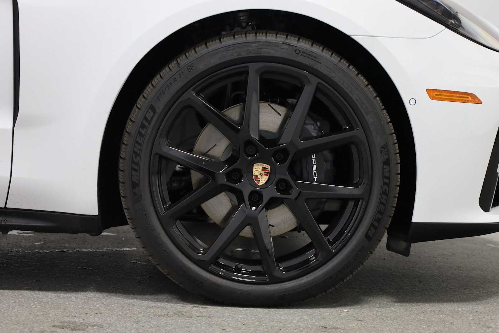 Thumbnail: 2026 Porsche Panamera - 12