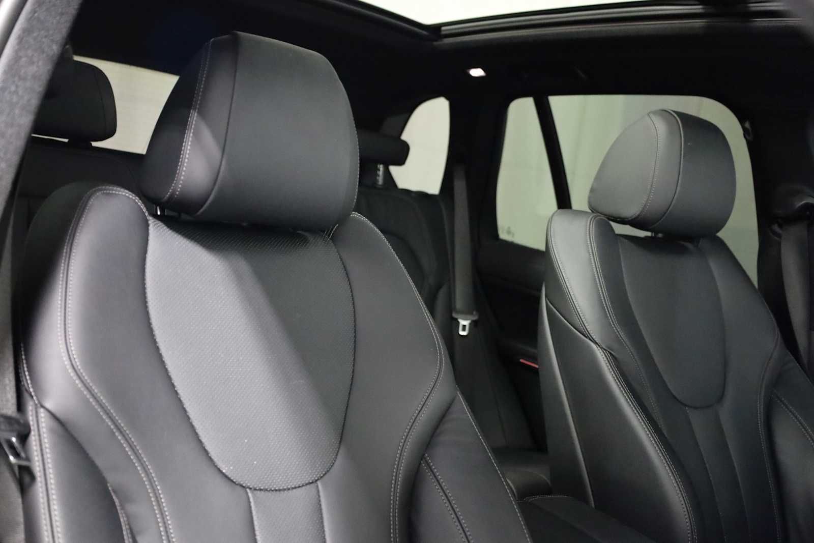 Thumbnail: 2022 BMW X5 - 21