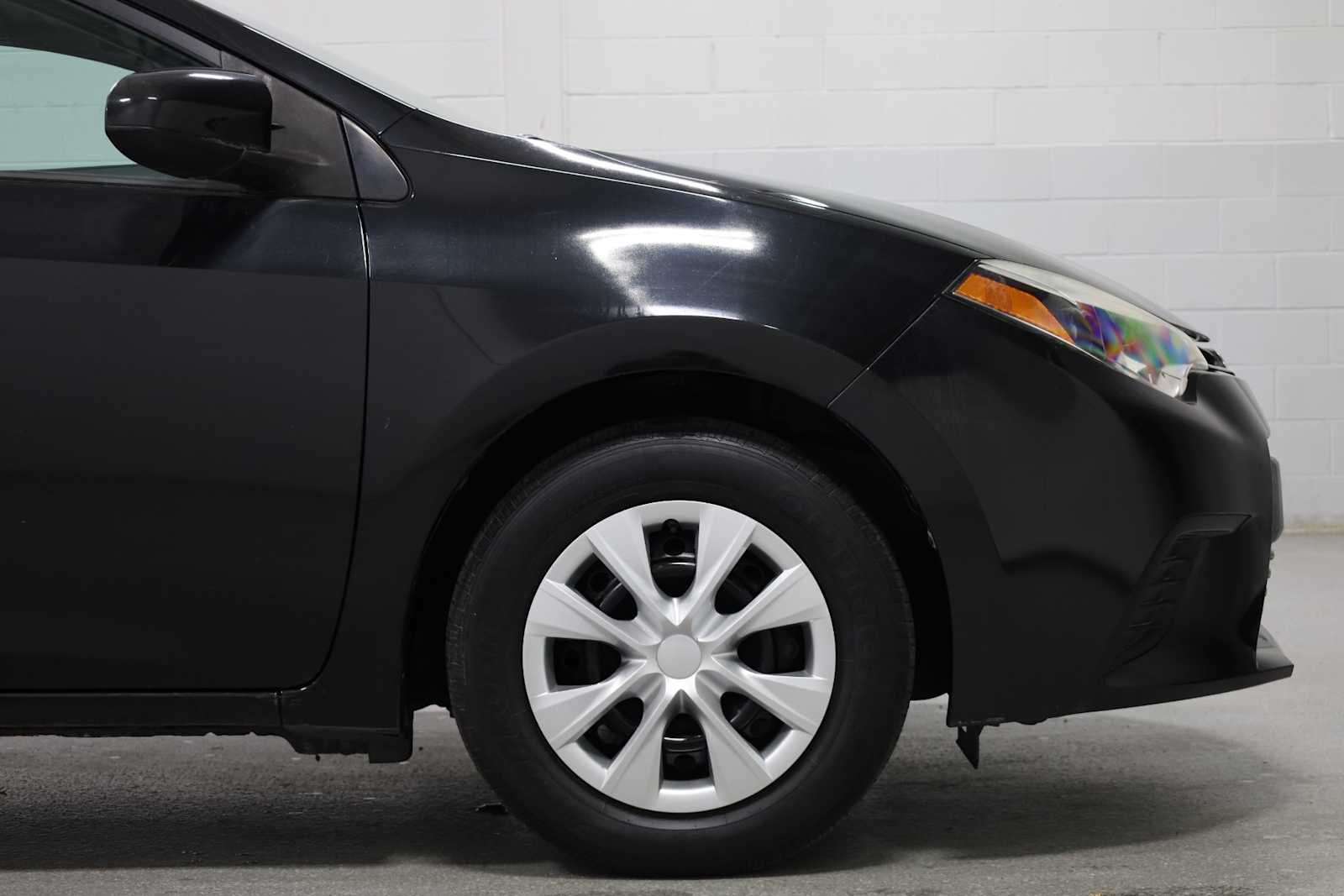 Thumbnail: 2016 Toyota Corolla - 11