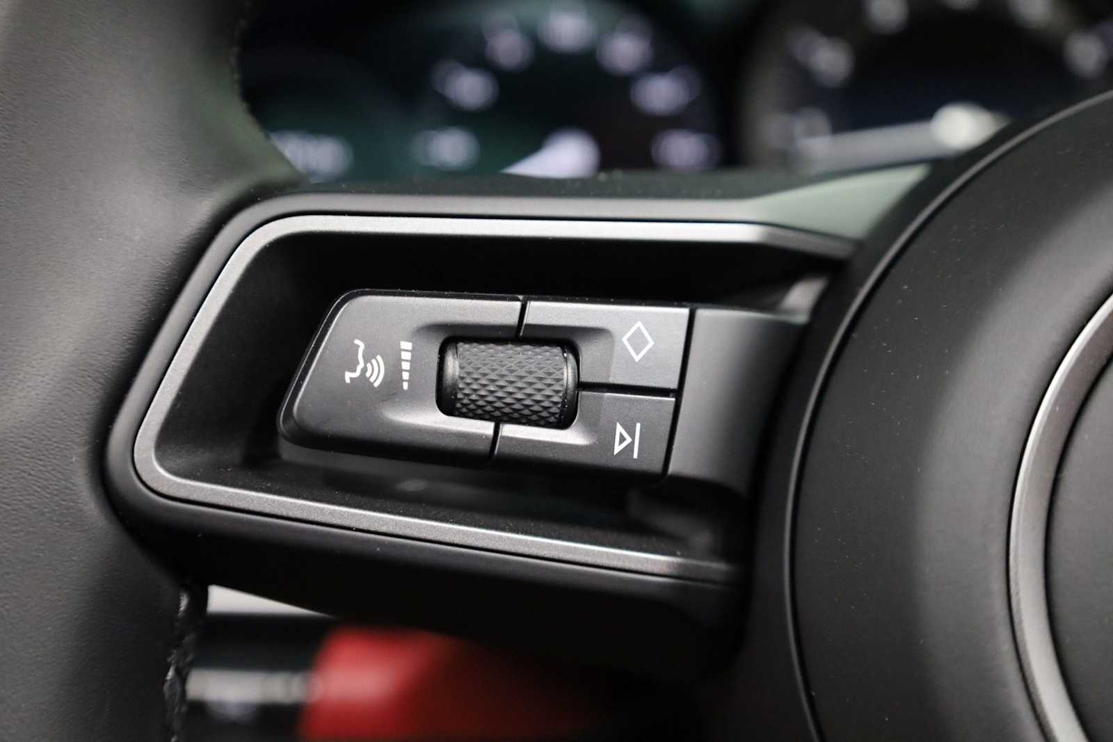 Thumbnail: 2024 Porsche 911 - 23