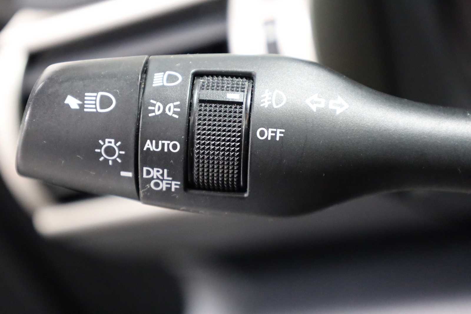 Thumbnail: 2016 Lexus IS - 28