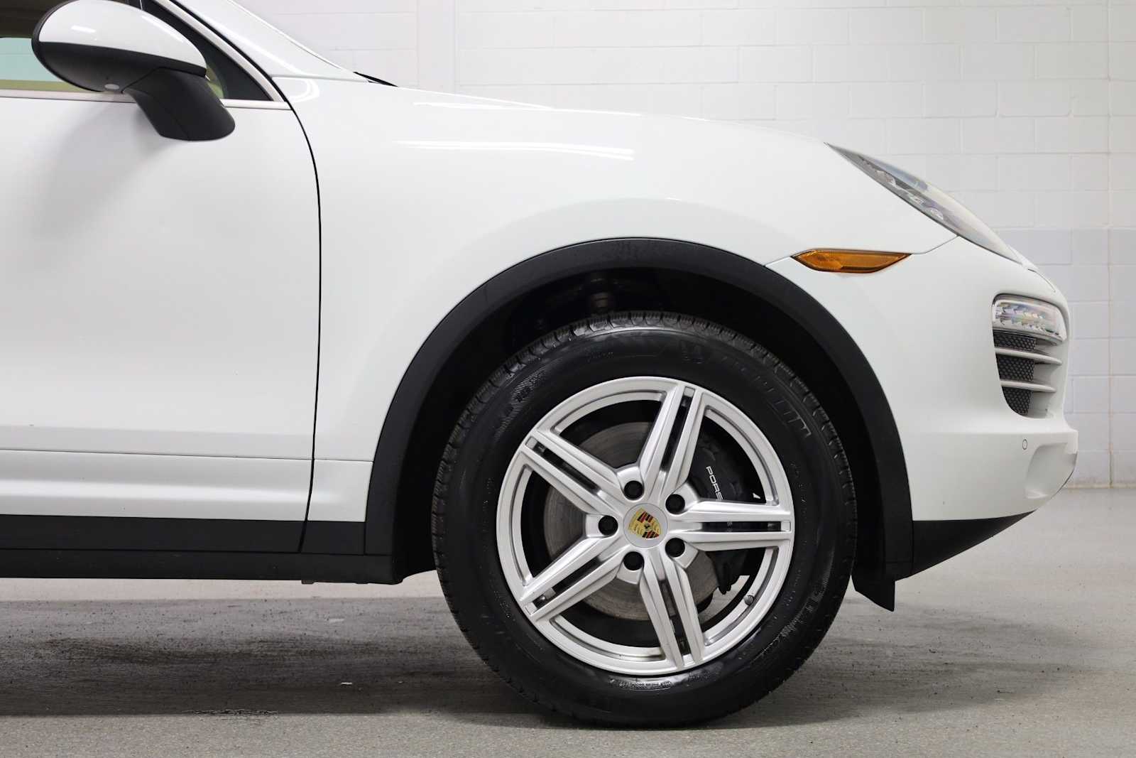 Thumbnail: 2014 Porsche Cayenne - 11