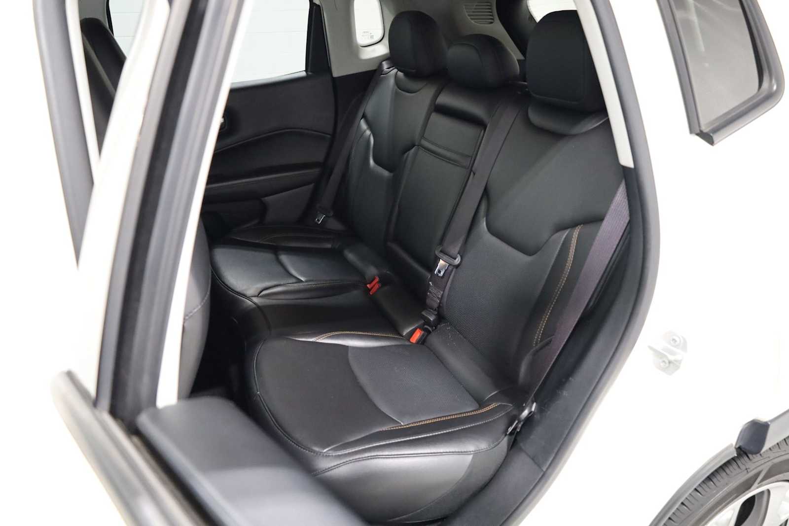 Thumbnail: 2019 Jeep Compass - 32